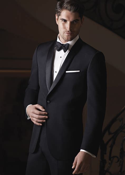 luxury men's suit rental